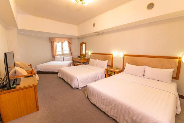 העיר העתיקה הנגצ'ון Kenting City Gate Hotel מראה חיצוני תמונה