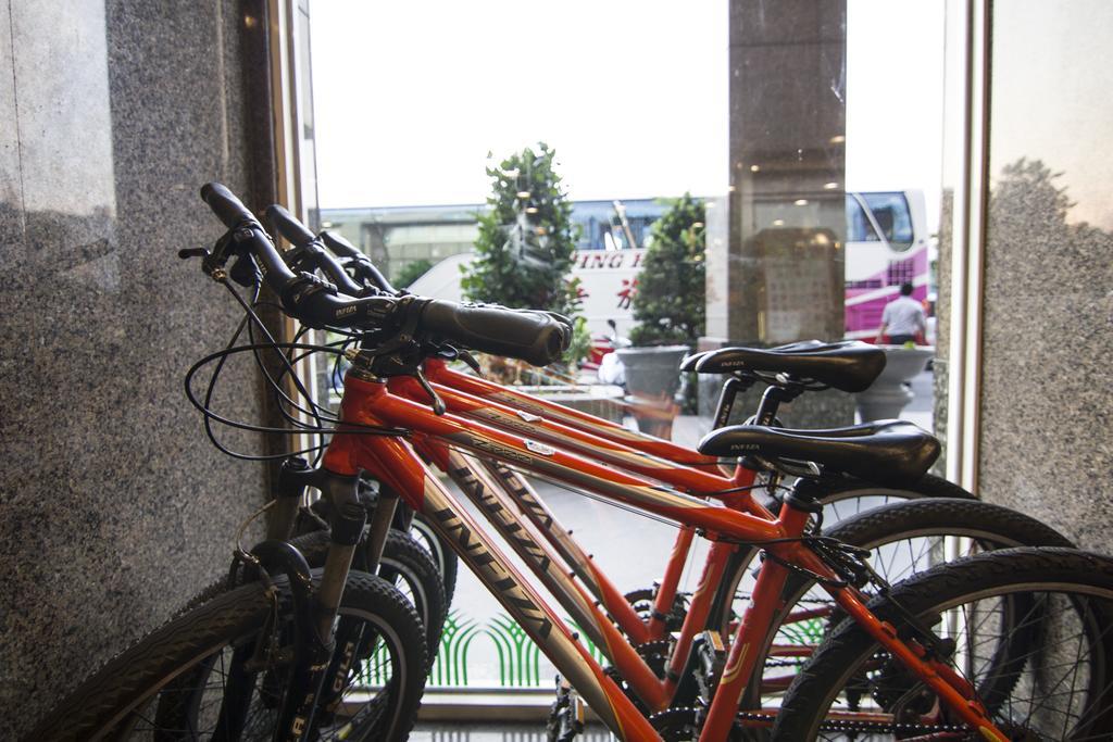 העיר העתיקה הנגצ'ון Kenting City Gate Hotel מראה חיצוני תמונה