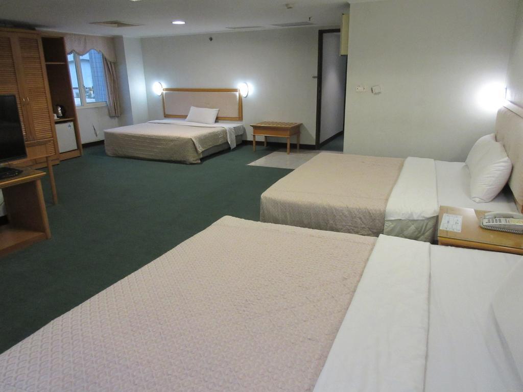 העיר העתיקה הנגצ'ון Kenting City Gate Hotel מראה חיצוני תמונה