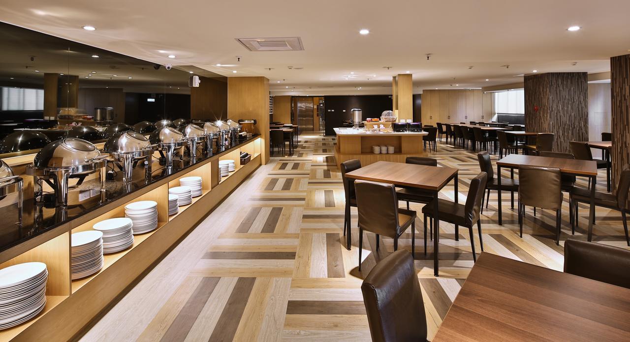 העיר העתיקה הנגצ'ון Kenting City Gate Hotel מראה חיצוני תמונה