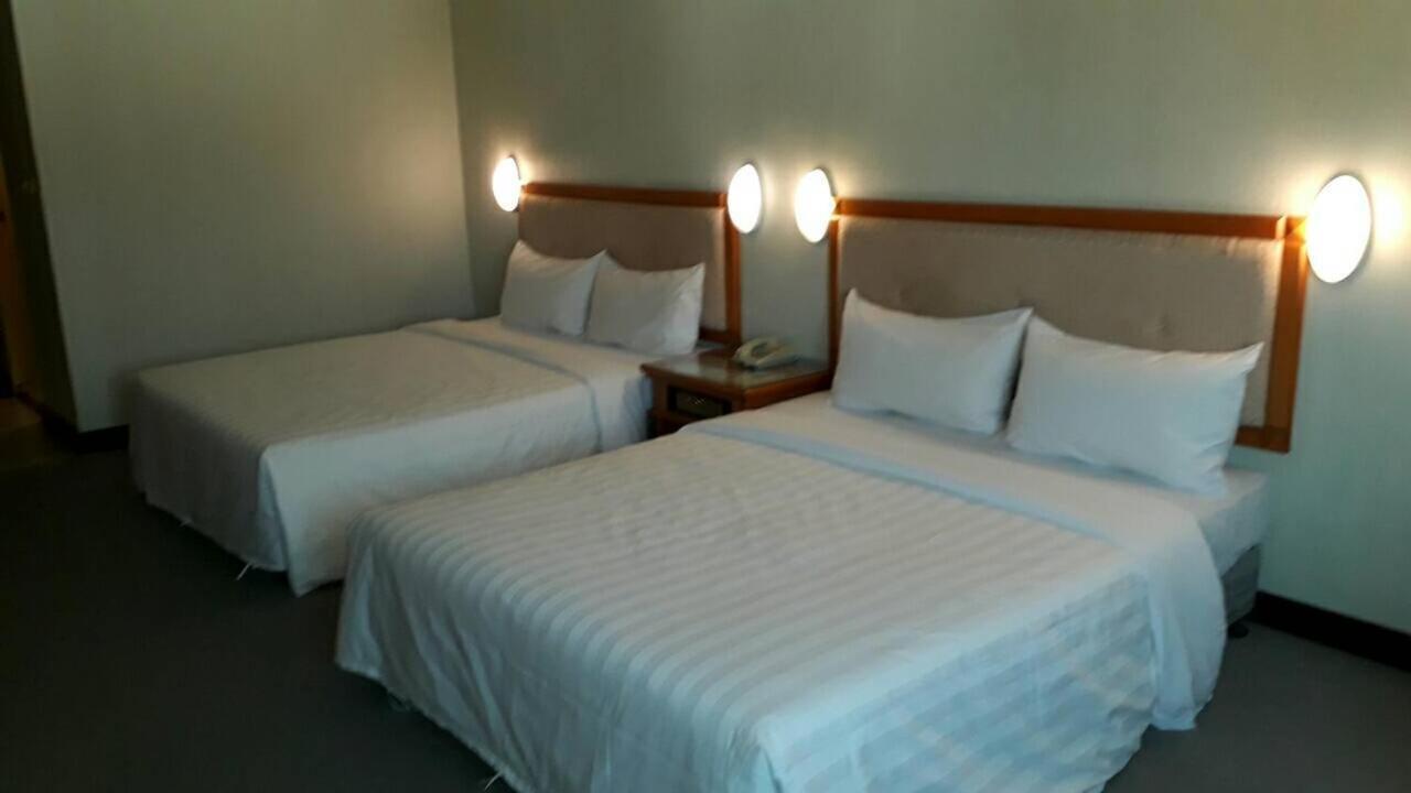 העיר העתיקה הנגצ'ון Kenting City Gate Hotel מראה חיצוני תמונה